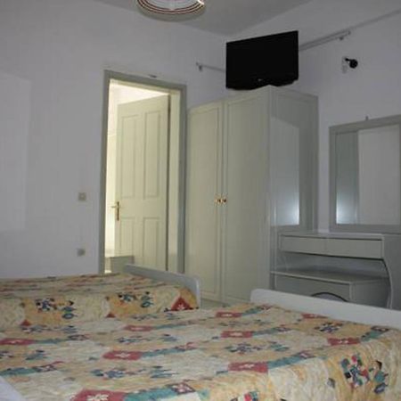 Philippos Kassiopi Apartments Exterior photo